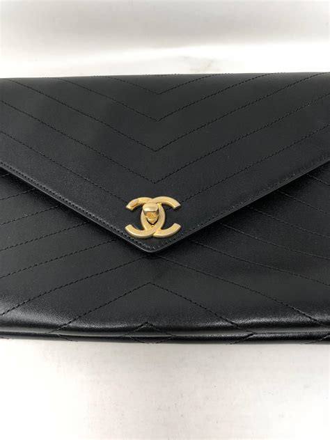 chanel envelope clutch 2015|Chanel clutch shoes.